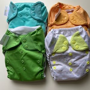 Cloth Diapers (4) - Bum Genius - Worn few times - Washed in Tide
